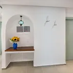 Petini's Place Fíra