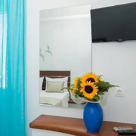 Guest house Petini's Place Fira (Santorini)
