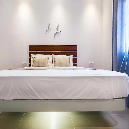 ゲストハウス ペティニズ プレイス