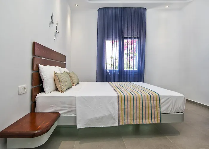 Affittacamere Petini's Place Fira (Santorini)