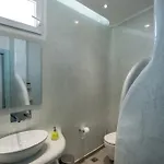 Гостевой дом Petini's Place Тира